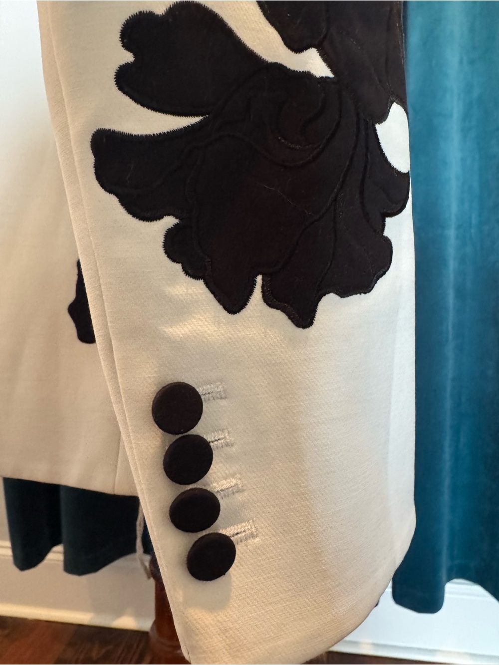 White House Black Market White Blazer with Black Floral Appliqué - Picture 6 of 13